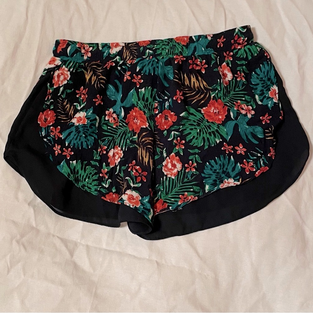 Floral Drawstring Shorts - Picture 3 of 4